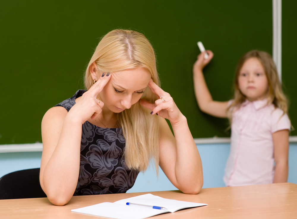 "Parents have become far too disrespectful, and their children are even worse" – Fed-Up Teacher Quits, Blaming Parents for Raising Entitled Kids Who "Destroy" Classrooms