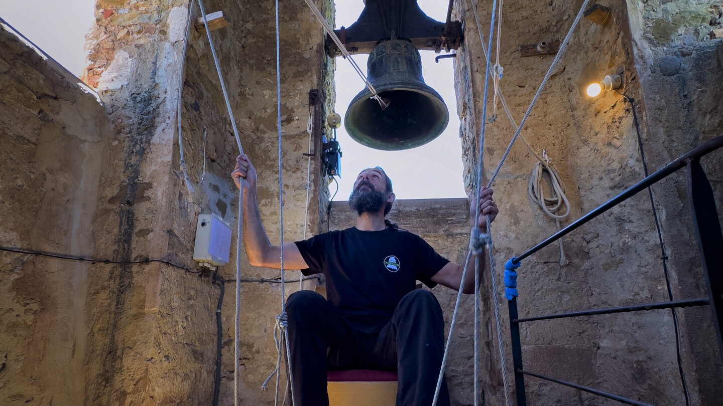 School in Spain revives art of church bells rung by hand