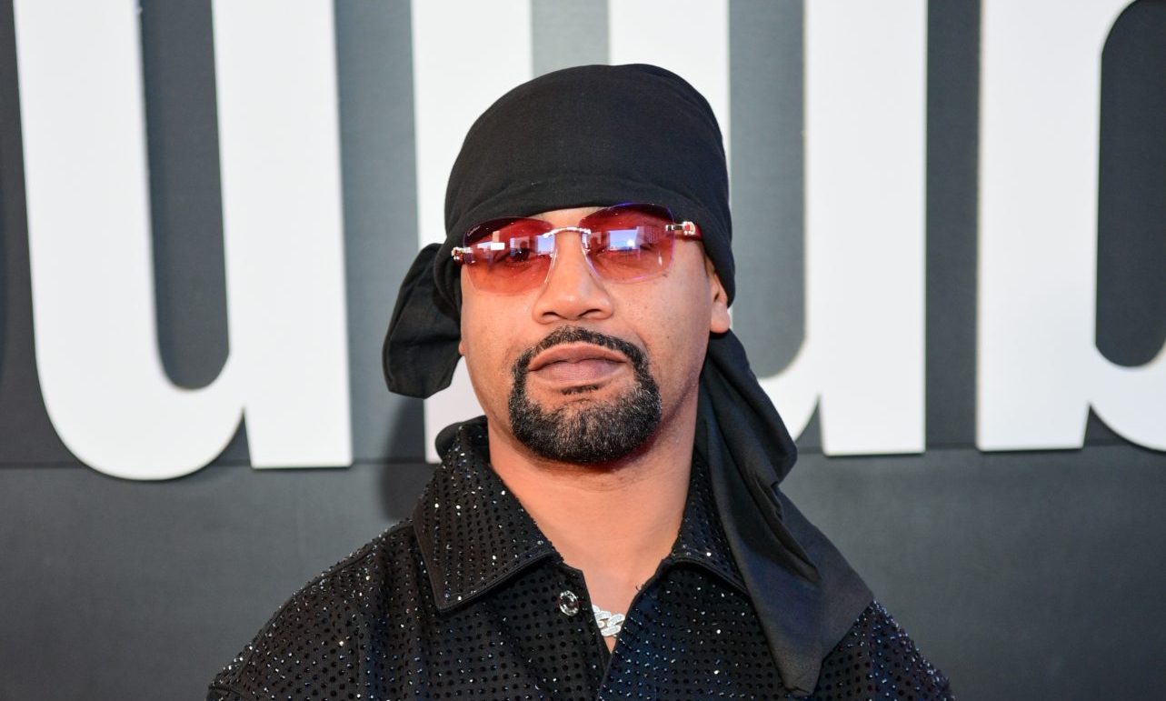 Juvenile Bumped From First Class To Coach By American Airlines