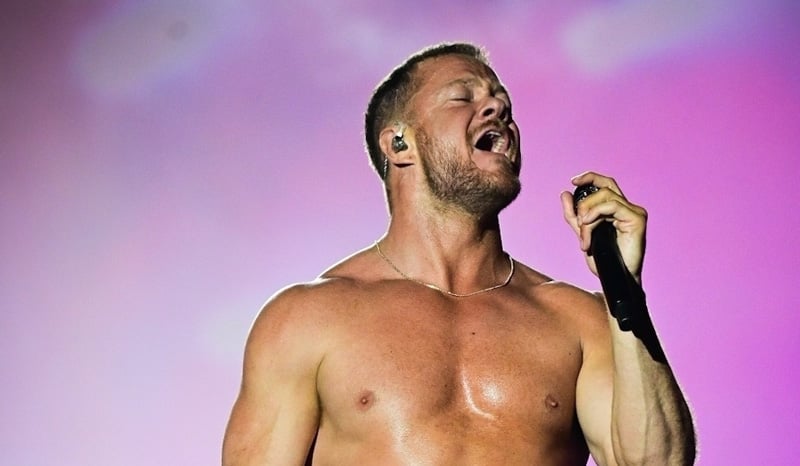 Imagine Dragons’ Dan Reynolds Goes Shirtless, Bares Buff Body During Rock in Rio Show! | Dan Reynolds, Imagine Dragons, Shirtless | Just Jared: Celebrity News and Gossip