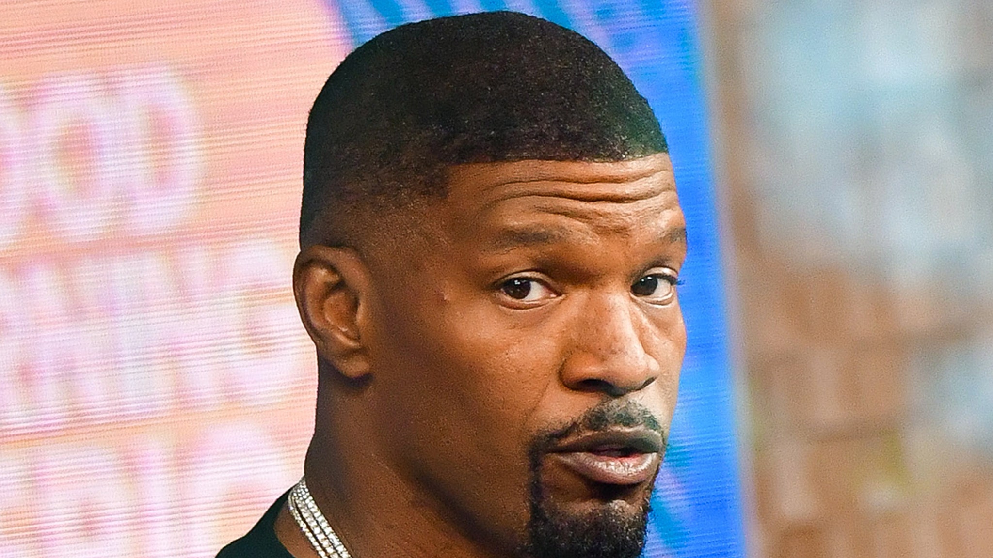 Jamie Foxx Will Address Health Scare In Upcoming One-Man Show