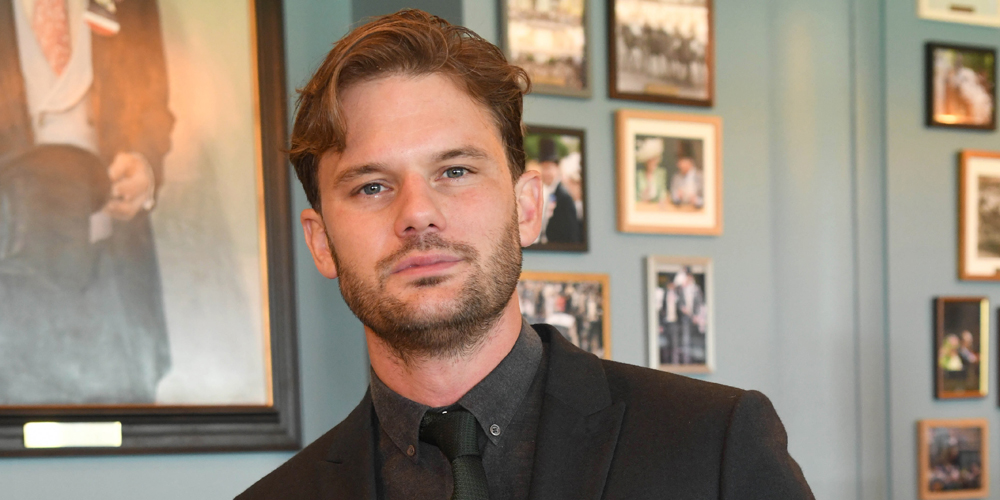 Jeremy Irvine Lands Starring Role Playing Gay Firefighter in Ballroom Dance Movie ‘The Light Fantastic’ | Jeremy Irvine, Movies | Just Jared: Celebrity News and Gossip