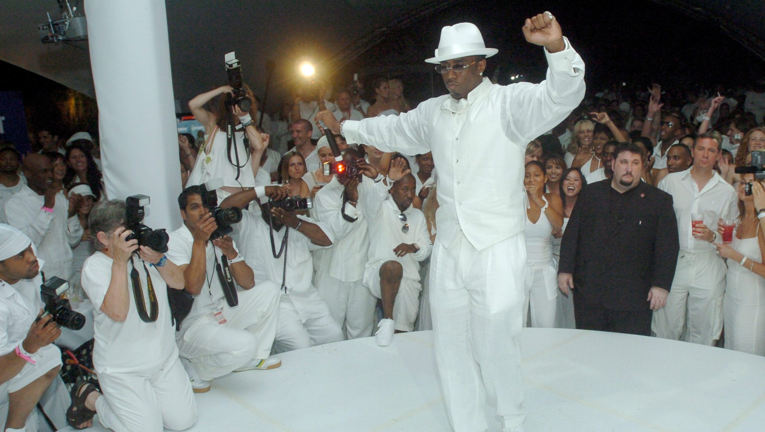 Which Celebrities Attended Diddy’s White Parties? – Hollywood Life